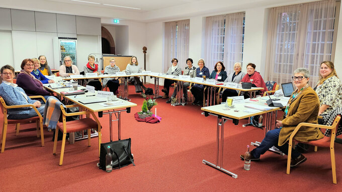 Tagung_Frauen_Erwerbsarbeit_Nov_2024jpg.jpg