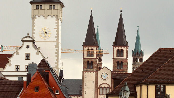 Innenstadt_Wuerzburg_unsplash_hoai-nam-mai.jpg